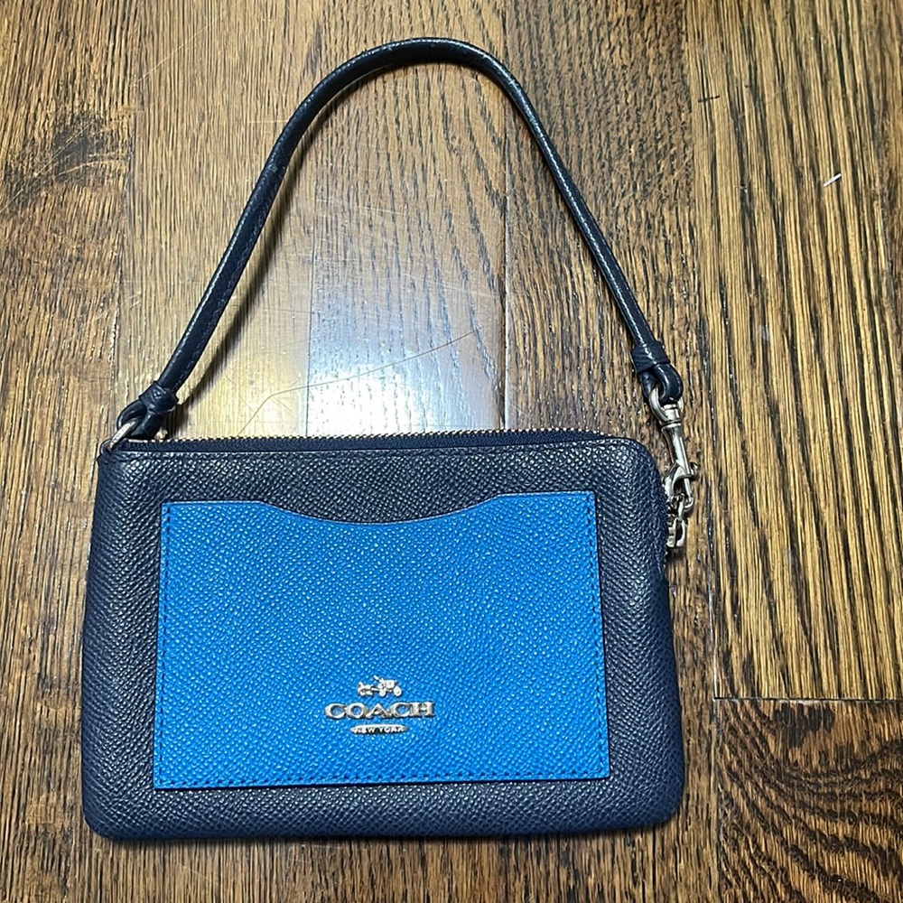 Coach card holder